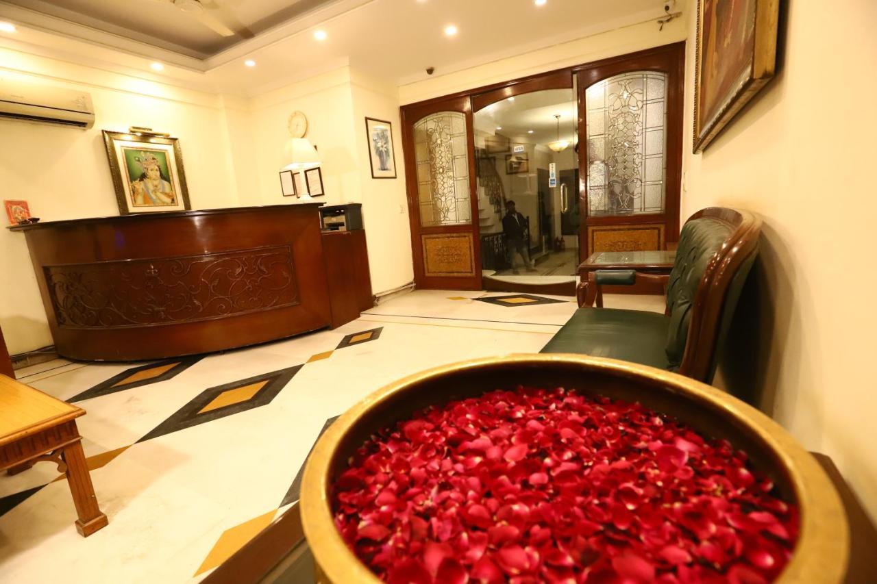 Hotel Ambica Palace Aiims New Delhi - Couple Friendly Local Id Accepted Ngoại thất bức ảnh